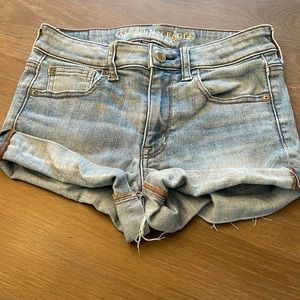 American Eagle hi rise shorter Jean shorts. Size 2. Excellent condition.